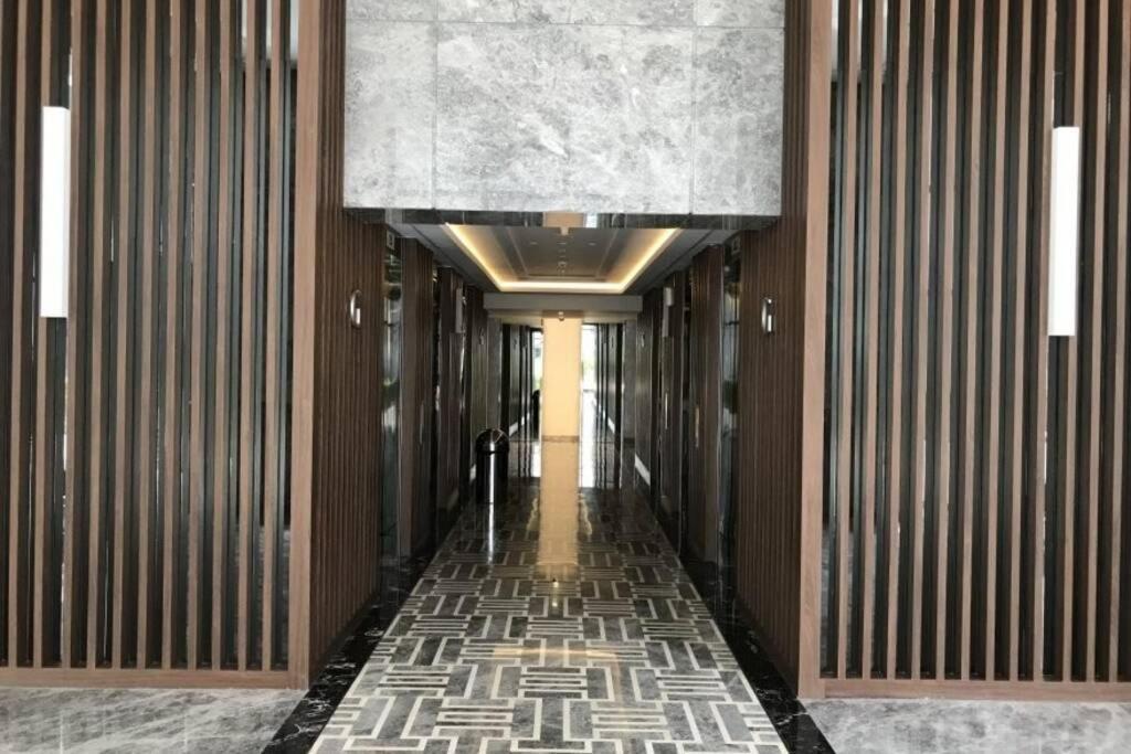 Homy 2 Bedroom Apartment Near Shopping Malls Jakarta Eksteriør billede